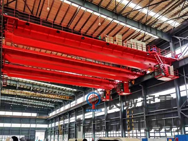 广西双梁桥式起重机的整体吊装主梁过程